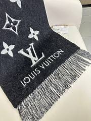 Louis Vuitton M71040 Reykjavik Scarf Black - 2