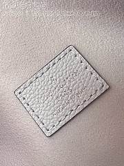 Louis Vuitton M46739 Loop Hobo Cream Size 38 x 26 x 10 cm - 2