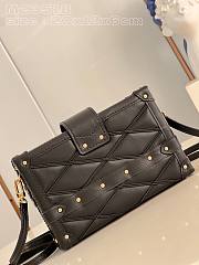 Louis Vuitton M23518 Petite Malle Bag Black Size 20 x 12.5 x 6 cm - 5