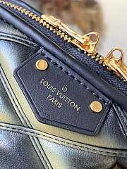 Louis Vuitton M23576 Alma BB Bag Black/Beige Size 23.5 x 17.5 x 11.5 cm - 5