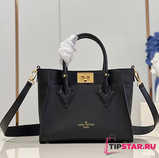 Louis Vuitton M21546 On My Side PM Tote Bag Black Size 25 x 20 x 12 cm - 1