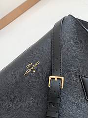 Louis Vuitton M53826 On My Side Black Size 30.5 x 24.5 x 14 cm - 2