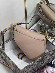Dior Saddle Bag With Strap Warm Taupe Grained Calfskin Size 25.5 x 20 x 6.5 cm - 4