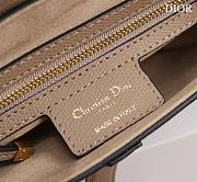 Dior Saddle Bag With Strap Powder Beige Grained Calfskin Size 25.5 x 20 x 6.5 cm - 2
