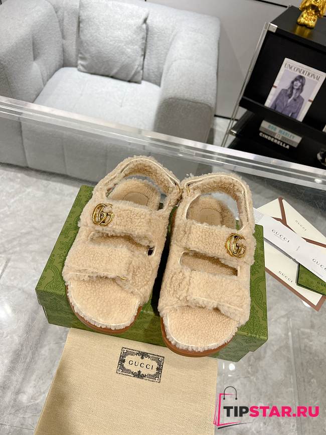 Gucci Women's Double D Sandals 771060 Beige Wool - 1