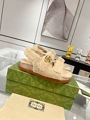 Gucci Women's Double D Sandals 771060 Beige Wool - 5