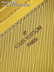 Louis Vuitton M22038 Twist MM Plume Yellow Size 23 x 17 x 9.5 cm - 5