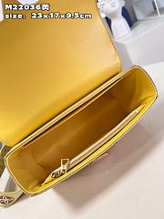 Louis Vuitton M22038 Twist MM Plume Yellow Size 23 x 17 x 9.5 cm - 3