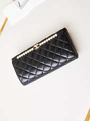 Chanel Clutch Black Lambskin Imitation Pearls AS4455 Size 15 × 30 × 4 cm - 4