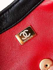Chanel Clutch Black Lambskin Imitation Pearls AS4455 Size 15 × 30 × 4 cm - 3