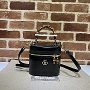 Gucci Mini Bamboo Shoulder Bag 760200 Black Size 15.5x13.5x4 cm - 1