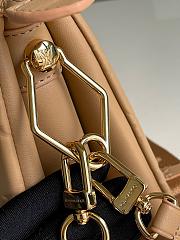 Louis Vuitton M21261 Coussin PM Bag Camel Brown Size 26 x 20 x 12 cm - 5