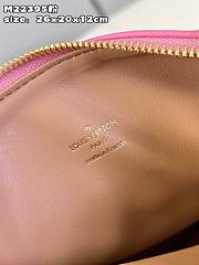 Louis Vuitton M22395 Coussin PM Bag Bonbon Pink Size 26 x 20 x 12 cm - 3