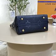 Louis Vuitton M46288 CarryAll PM Bag Black Size 29.5 x 24 x 12 cm - 4