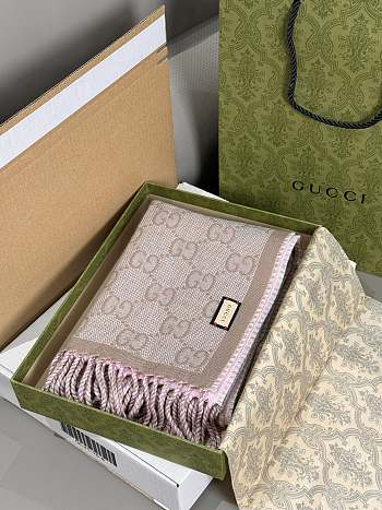 Gucci GG Wool Scarf 726551