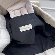 Balenciaga Women's Monaco Medium Chain Bag Quilted In Off White Size 32.5 x 22 x 10 cm - 2