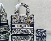Dior Medium Lady D-Lite Bag Blue Toile de Jouy Embroidery Size 24 x 20 x 11 cm - 1