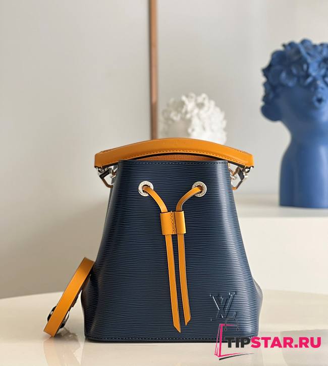 Louis Vuitton M53610 NéoNoé BB Bucket Bag Indigo Blue Size 20 x 20 x 13 cm - 1