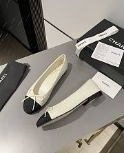 Chanel Ballet Flats G02819 Ivory & Black - 4