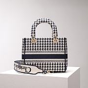 Dior Medium Lady D-Lite Bag Black and White Houndstooth Embroidery Size 24 x 20 x 11 cm - 5