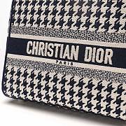 Dior Medium Lady D-Lite Bag Black and White Houndstooth Embroidery Size 24 x 20 x 11 cm - 2