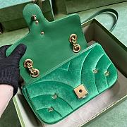 Gucci GG Marmont Mini Shoulder Bag 446744 Green Velvet Size 22x13x6 cm - 2