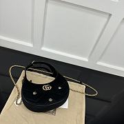 Gucci GG Marmont Half-Moon-Shaped Mini Bag 770983 Black Velvet Size 21x16x5 cm - 4
