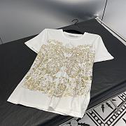 Dior T-Shirt White Cotton Jersey with Gold-Tone Butterfly Around the World Motif - 1