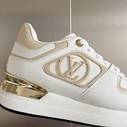 Louis Vuitton Neo Run Away Sneaker White / Beige - 5