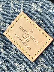 Louis Vuitton M46856 Croissant MM Denim Blue Size 25 x 15 x 5 cm - 5