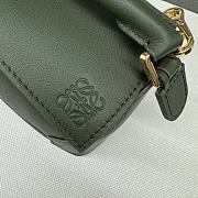 Loewe Mini Puzzle Bag In Classic Calfskin Green Size 18X12.5X8 cm - 2