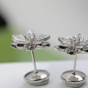 Van Cleef & Arpels Lotus Earrings Small Model - 4