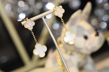 Van Cleef & Arpels Magic Alhambra Earrings 2 Motifs