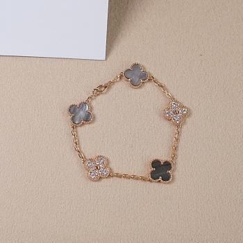 Van Cleef & Arpels Vintage Alhambra Bracelet 5 Motifs Rose Gold