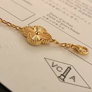 Van Cleef & Arpels Vintage Alhambra Bracelet 5 Motifs VCARP4KN00 - 2