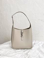 YSL Le 5 À 7 Supple Small In Smooth Leather 713938 Seasalt Size 23 X 22 X 8.5 CM - 1