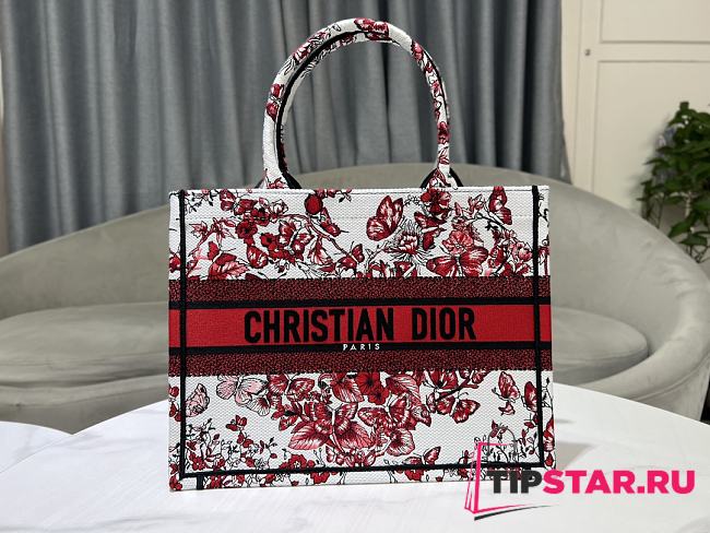 Medium Dior Book Tote White and Red Le Cœur des Papillons Embroidery Size 36 x 27.5 x 16.5 cm - 1