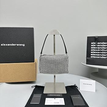 Alexander Wang Heiress Pouch In Crystal Mesh Size 17 x 10 x 7 cm