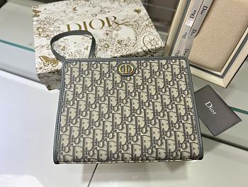 Dior Medium 30 Montaigne Pouch Gray Dior Oblique Jacquard Size 26 x 20 x 5.5 cm