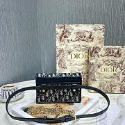 Dior 2-in-1 30 Montaigne Pouch Blue Dior Oblique Jacquard Size 19 x 12.5 x 4 cm - 4