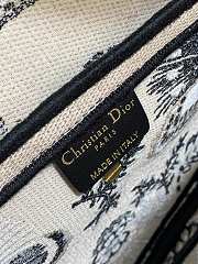 Dior Saddle Bag Beige Multicolor Butterfly Bandana Embroidery Size 25.5 x 20 x 6.5 cm - 5