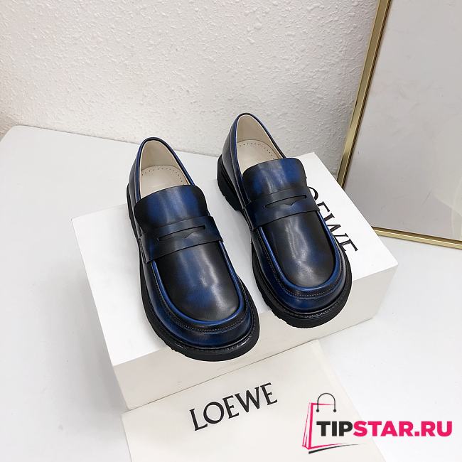 Loewe Blaze Loafer In Bicolour Brushed-Off Calfskin Royal Blue/Black - 1