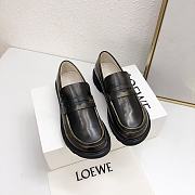 Loewe Blaze Loafer In Bicolour Brushed-Off Calfskin Medium Concealer/Black - 1