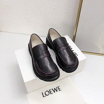 Loewe Blaze Loafer In Bicolour Brushed-Off Calfskin Mali/Black