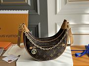 Louis Vuitton M81098 Loop Bag Monogram Size 23 x 13 x 6 cm - 1