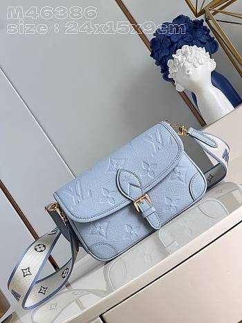 Louis Vuitton M46846 Diane Blue Size 24 x 15 x 9 cm