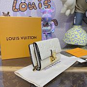 Louis Vuitton M81071 Métis Compact Wallet Cream Size 11.5 x 8.5 x 4 cm - 5