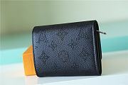 Louis Vuitton M62540 Iris Compact Wallet Black Size 12 x 9.5 x 3 cm - 4