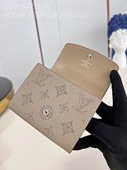 Louis Vuitton M62542 Iris Compact Wallet Galet Size 12 x 9.5 x 3 cm - 5