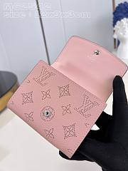 Louis Vuitton M62541 Iris Compact Wallet Magnolia Pink Size 12 x 9.5 x 3 cm - 5
